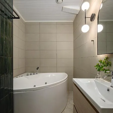 Bed & Breakfast Tukkilan Tila 4*